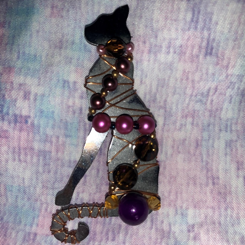 Liztech cat pin